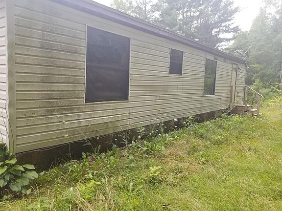 3rd image of 5825 Charlotte Creek Rd