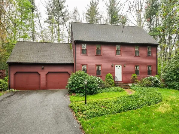 541 Reservoir Rd, Cumberland, RI 02864