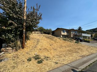 1227 Front St, Klamath Falls, OR 97601