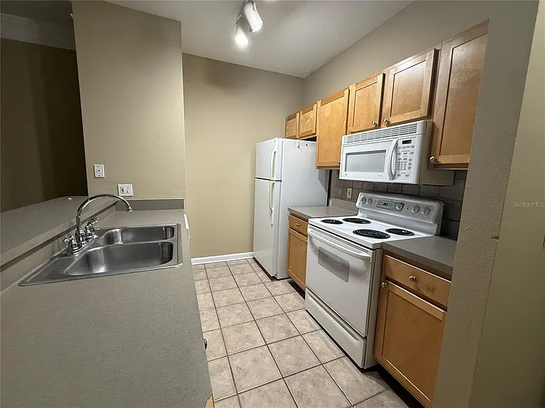 4207 S Dale Mabry Hwy #10302 — Photo 8