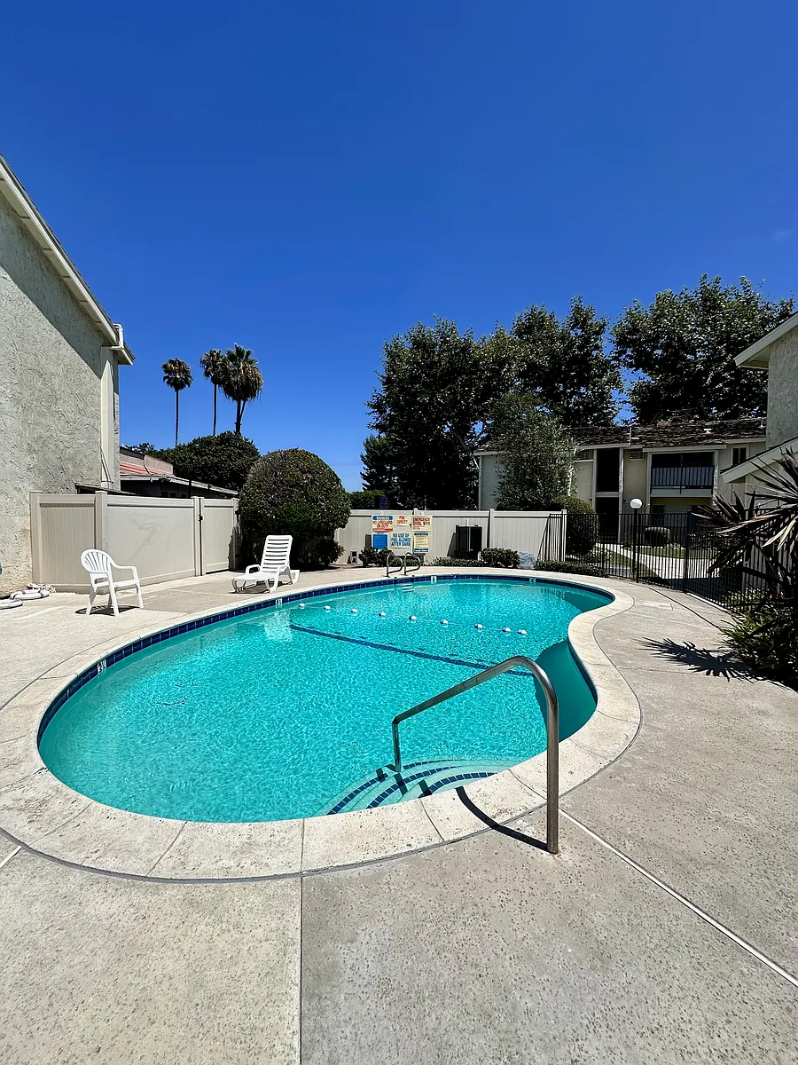Pool deck - Sycamore Glen Apartments