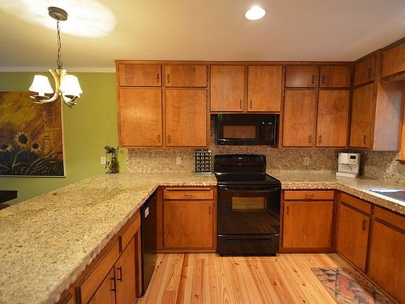 2nd image of 2480 Chamonix Dr