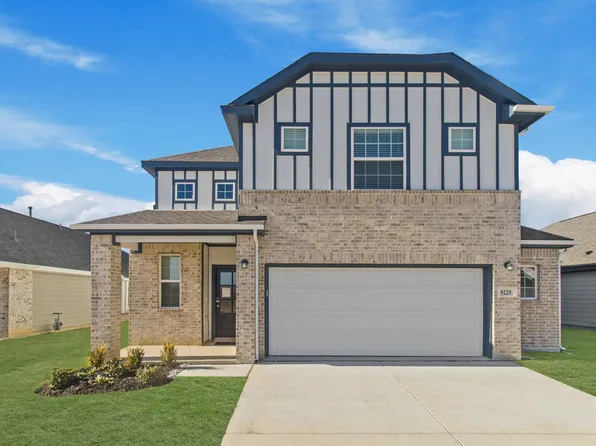9228 Union Pacific Dr, Fort Worth, TX 76123