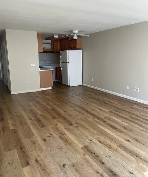 South Magnolia Villas - E — Photo 18