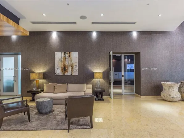 60 SW 13th St APT 4412, Miami, FL 33130