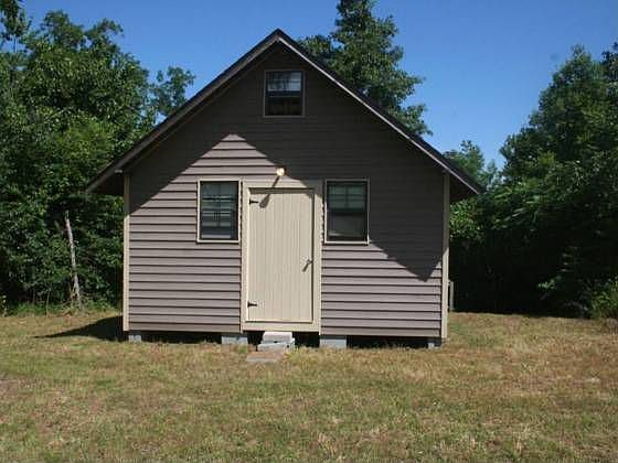 1st image of 374 Brooks Dr
