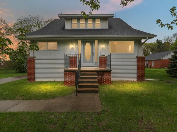 37444 Moravian Dr, Clinton Township, MI 48036