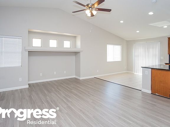 3rd image of 5622 Tropic Breeze St