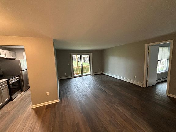 2nd image of 24 Amato Dr APT J
