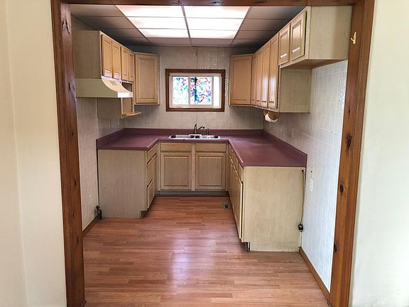 5th image of 2608 Griswold St