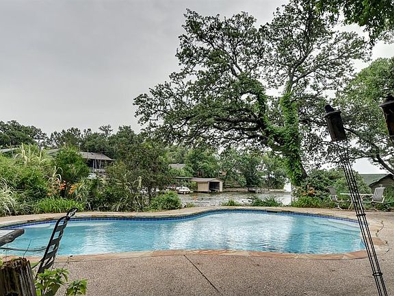 3rd image of 6851 Cahoba Dr