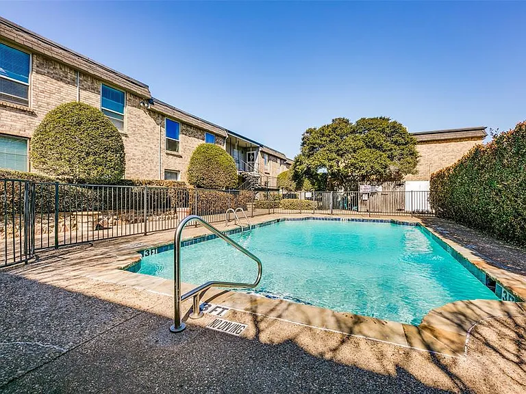 7929 Meadow Park Dr #202 — Photo 9