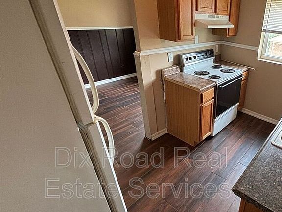 5th image of 1740 Carrahen Ave Floor 2