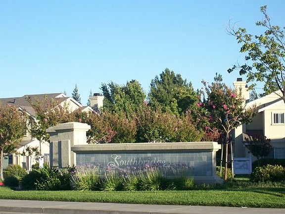 Southbridge entrance