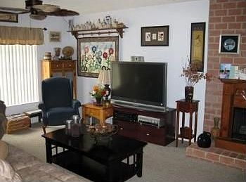 3rd image of 2421 Moore Haven Dr E