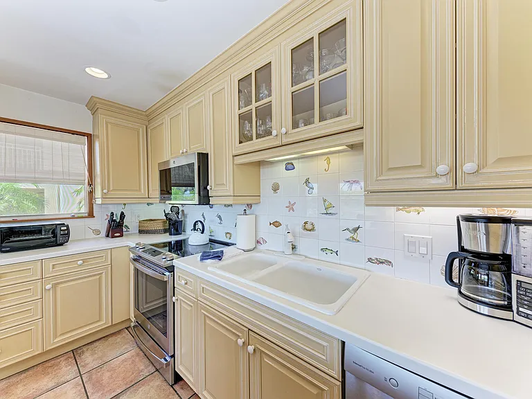 102 Palmetto Ave — Photo 8