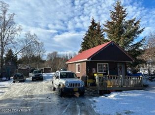 3933 Bartlett St, Homer, AK 99603