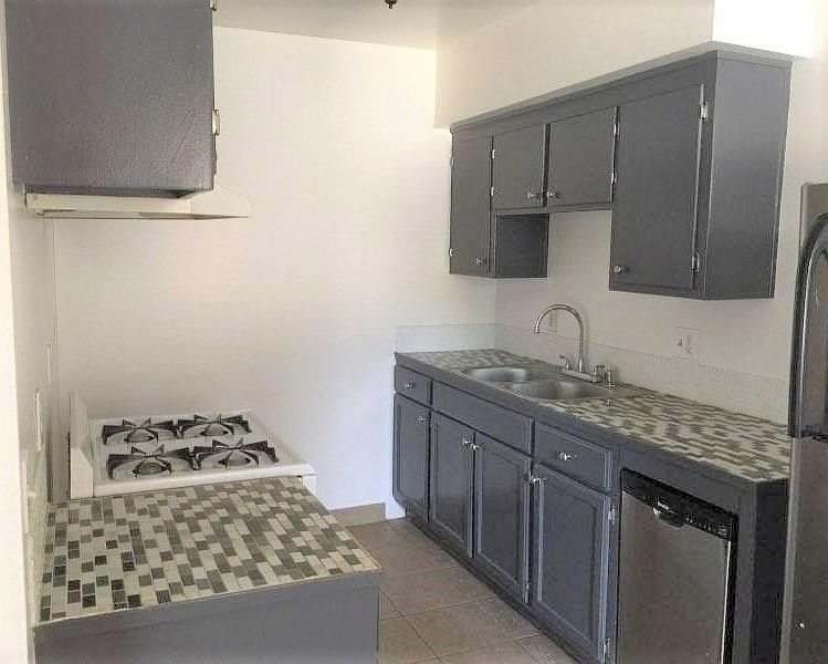 1st image of 1730 N Fair Oaks Ave #16