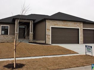 9410 Dutch Mill Model Ln, Lincoln, NE 68516
