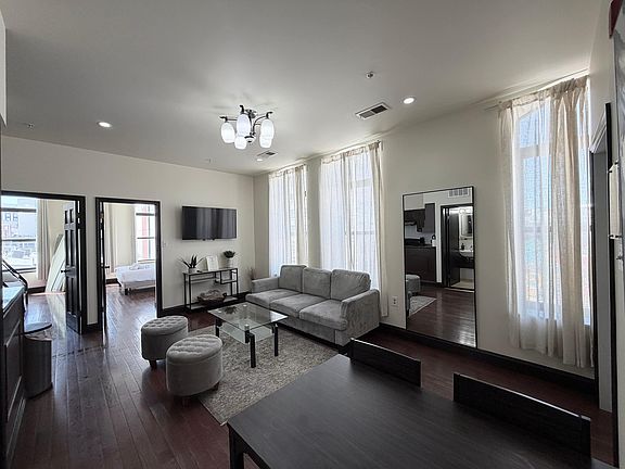 2nd image of 217 N 11th St APT 501