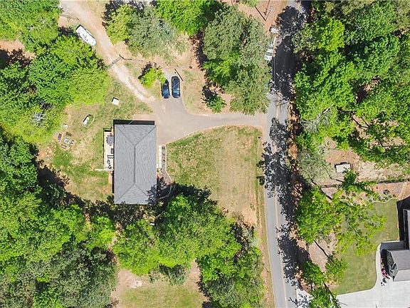 3rd image of 2383 Sperin Rd