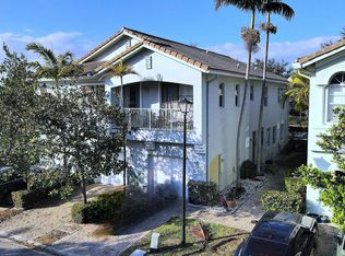 3037 Laurel Ridge Cir, Riviera Beach, FL 33404