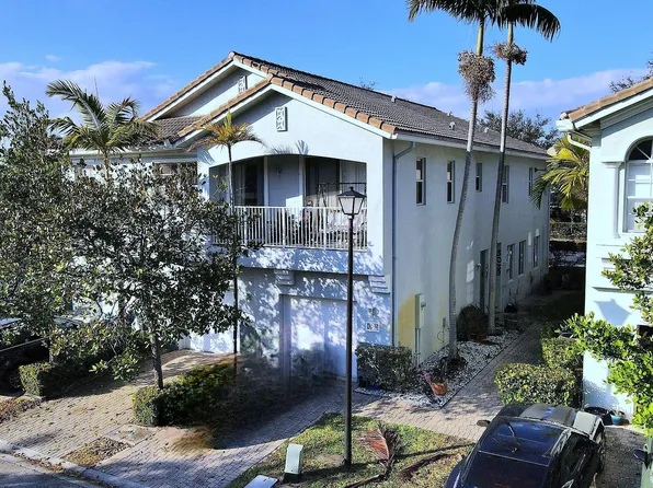 3037 Laurel Ridge Circle, Riviera Beach, FL 33404