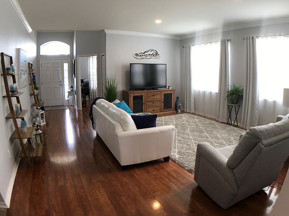 5th image of 19420 Sunset Bay Dr