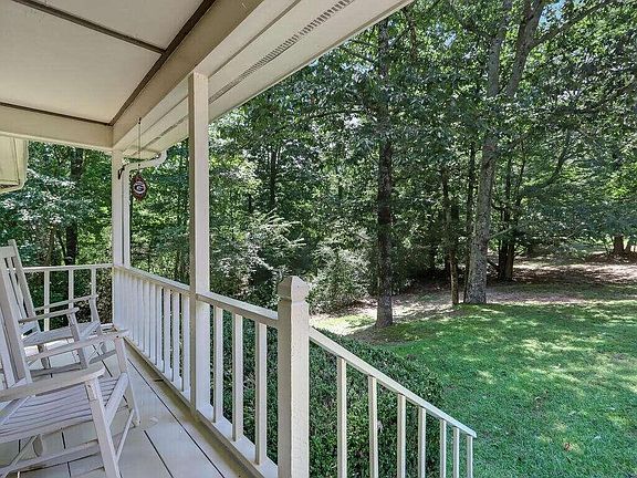 5th image of 5361 Hog Mountain Rd