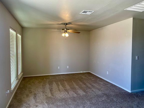 3rd image of 2706 Yukon Ave
