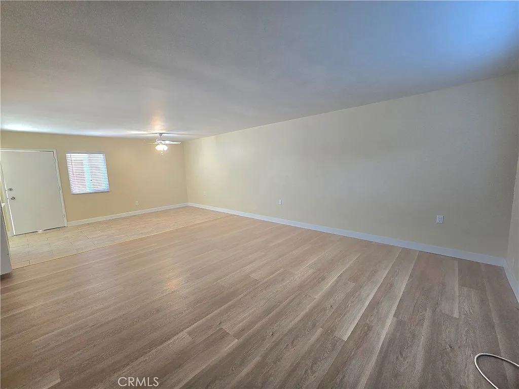 2 bed, 1053 sqft, $2,400 — Photo 4