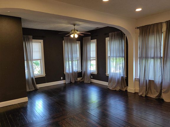 2nd image of 4808 Swiss Ave #5