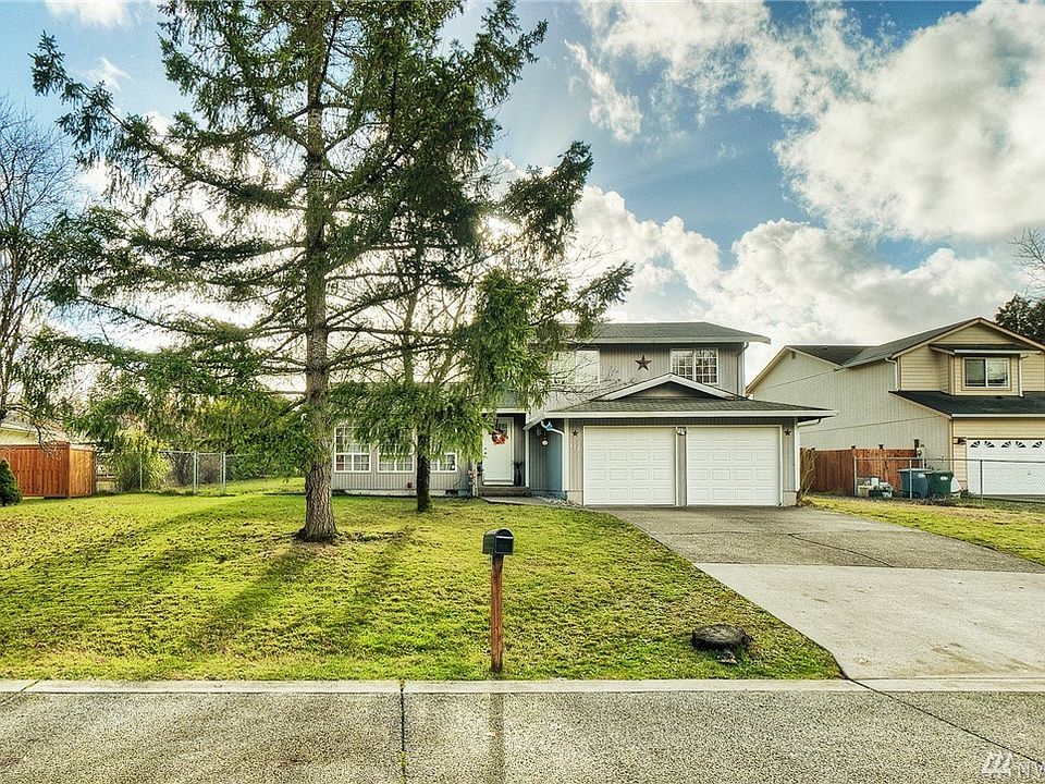 1st image of 810 139th St E