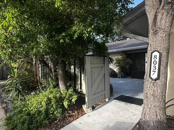 8037 Ambach Way, Hypoluxo, FL 33462