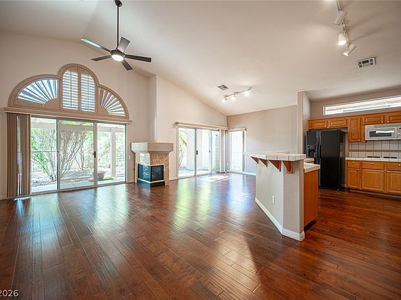 5th image of 2146 Eaglepath Cir