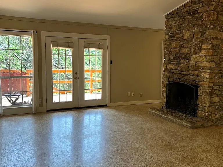 1202 Double Bend Back Rd — Photo 6