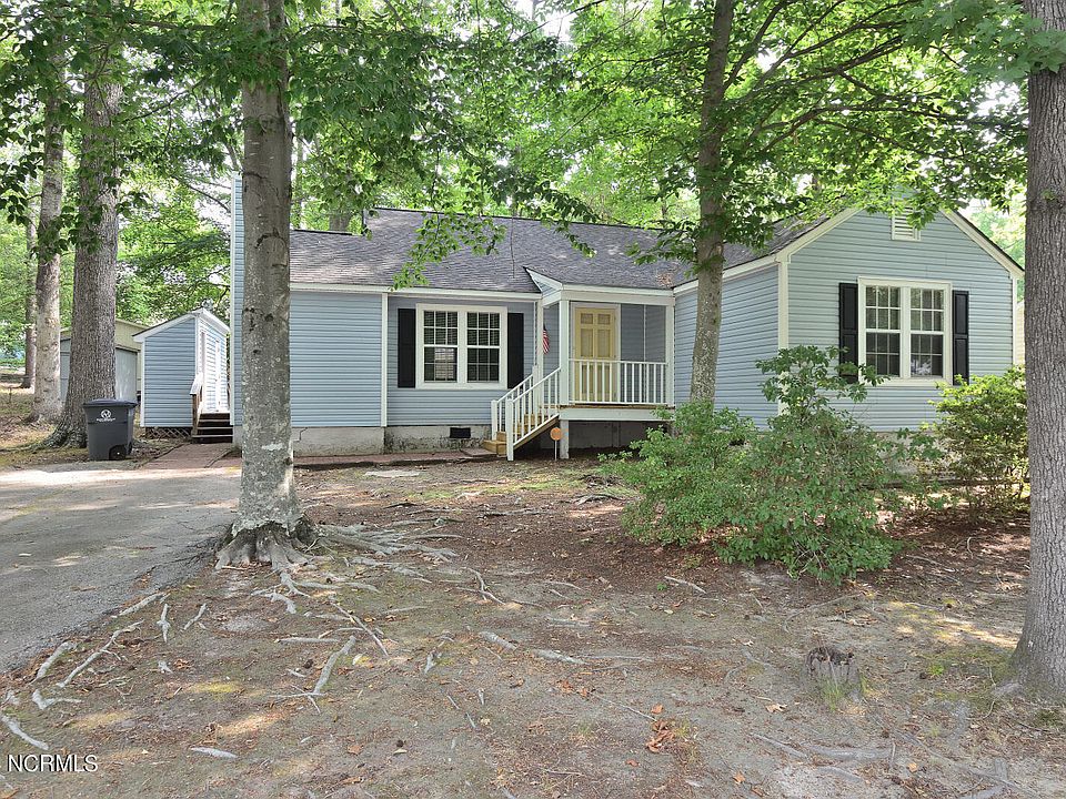 1st image of 1204 Roundtree Drive