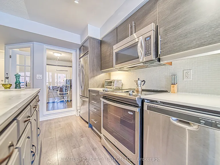 400 Adelaide St E #510 — Photo 5