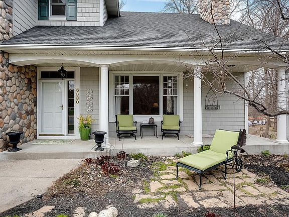 4th image of 6030 Spruce Hill Ct
