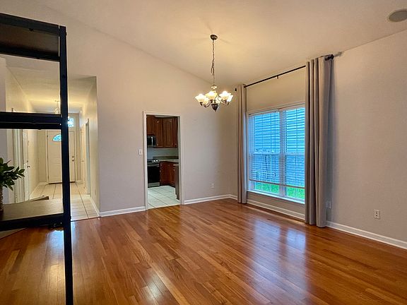 4th image of 2876 Alexis Ln