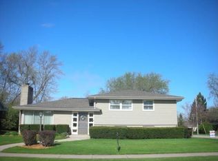 1815 Avenue E, Sterling, IL 61081