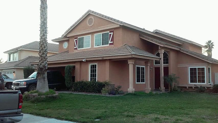 1st image of 1046 Oxford Ln