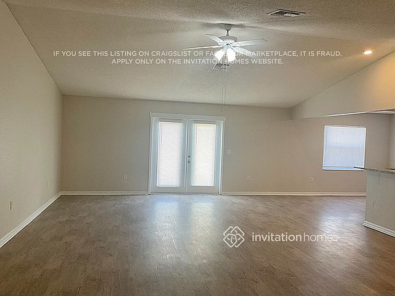 3rd image of 1590 Meadows Pond Dr