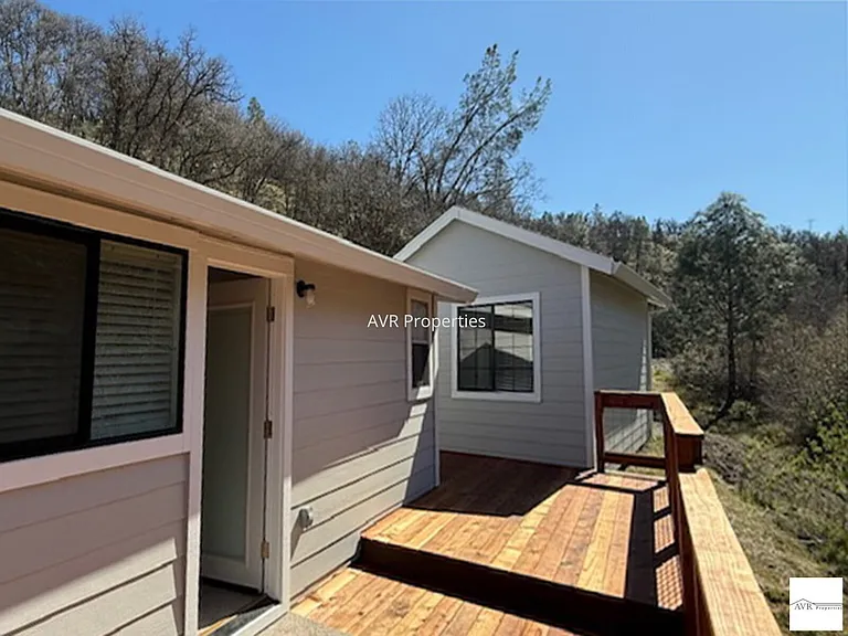17644 Mines Rd — Photo 15