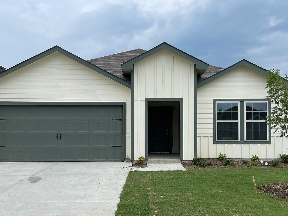 1st image of 146 Vitex Dr