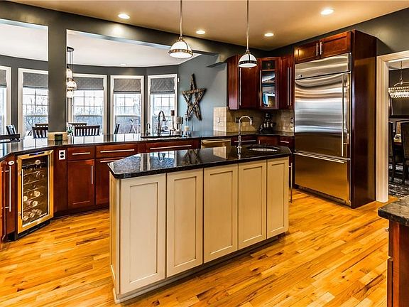4th image of 9104 Whistling Swan Ln