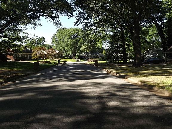 5th image of 3130 Glen Echo Dr