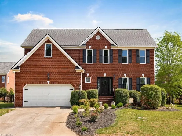 3007 Deercroft Ln, Clemmons, NC 27012