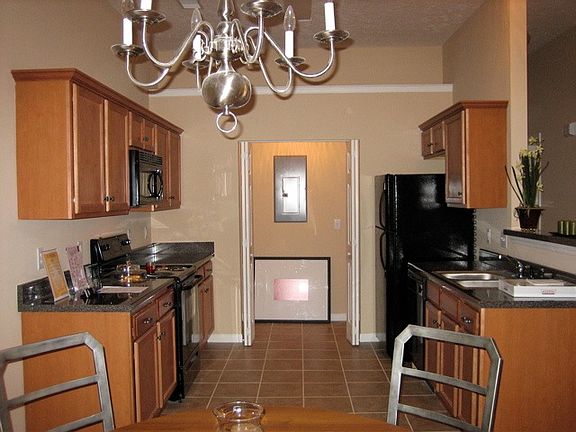 2nd image of 532 Rose Cottage Cir