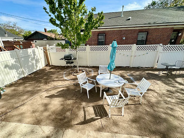 512 Holcomb Ave — Photo 22